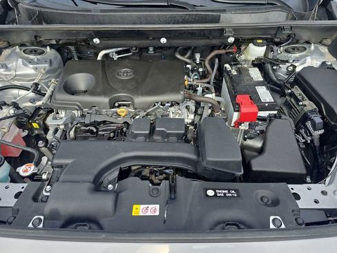 Used 2025 Toyota RAV4 XLE image 10