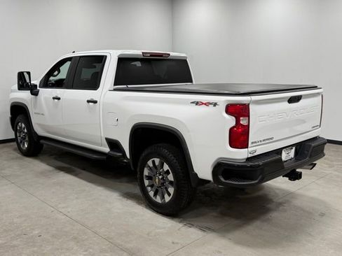 Used 2025 Chevrolet Silverado 2500 Custom w/ Custom Value Package AWD/4WD image 9