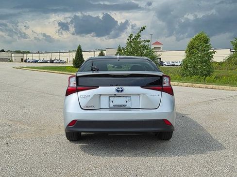 Used 2022 Toyota Prius LE AWD/4WD image 6