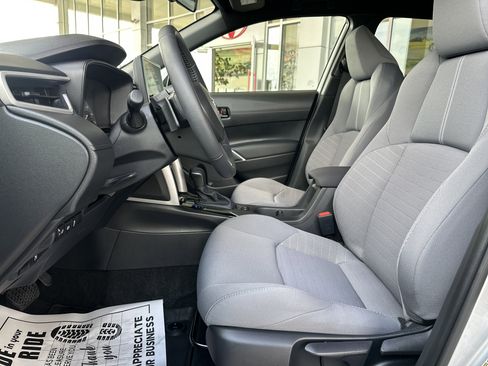 Certified 2024 Toyota Corolla Cross SE image 11