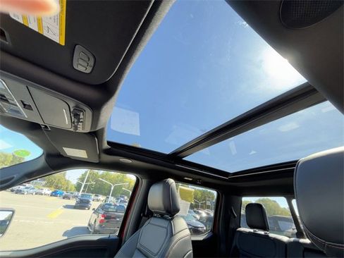 Used 2025 Ford F150 Raptor image 16