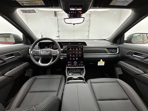 New 2026 GMC Terrain Elevation w/ Elevation Premium Package image 2