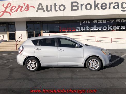 Used 2009 Pontiac Vibe image 1