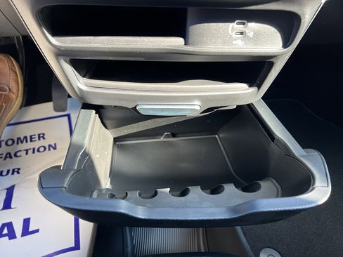 New 2026 Chrysler Pacifica Select image 35