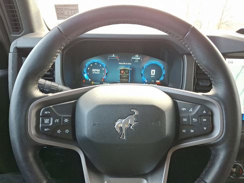 Certified 2025 Ford Bronco Badlands image 19