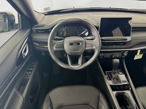 New 2026 Jeep Compass Latitude AWD/4WD image 20