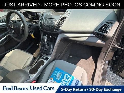 Used 2015 Ford Escape SE FWD image 17