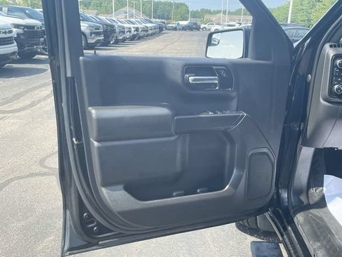 Certified 2022 Chevrolet Silverado 1500 Custom w/ Safety Confidence Package AWD/4WD image 20