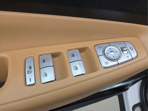 Used 2022 Hyundai Santa Fe Calligraphy image 15