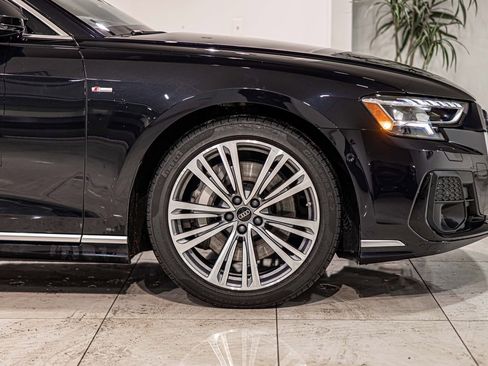 Used 2024 Audi A8 L 3.0T image 10