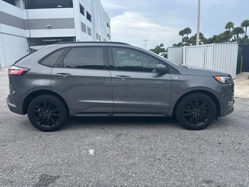 Used 2021 Ford Edge ST-Line FWD image 2
