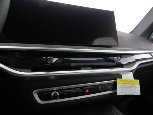 Used 2025 BMW X5 xDrive50e w/ Premium Package image 22