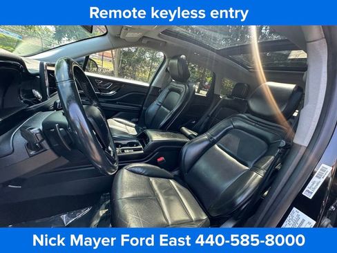 Used 2020 Lincoln Corsair AWD w/ Premium Package image 15