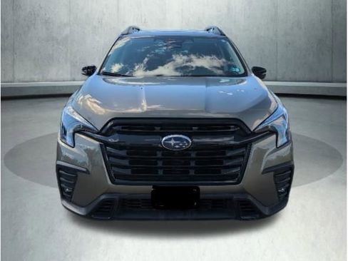 Used 2023 Subaru Ascent Onyx Edition Limited image 3