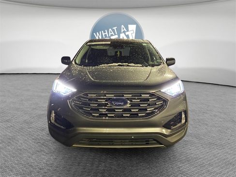 Used 2022 Ford Edge SEL w/ Convenience Package image 9