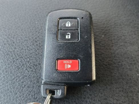 Used 2023 Toyota Tacoma TRD Sport w/ Advanced Technology Package image 38