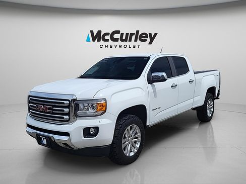 Used 2018 GMC Canyon SLT w/ Driver Alert Package AWD/4WD image 3