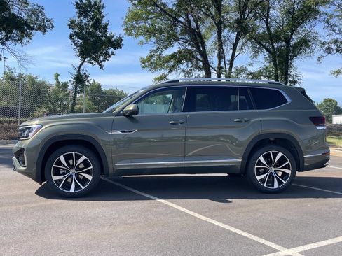 New 2026 Volkswagen Atlas SEL Premium R-Line AWD/4WD image 4