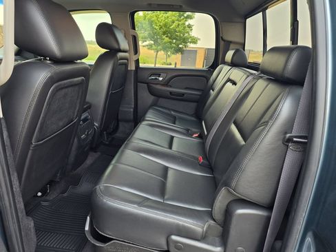 Used 2011 Chevrolet Silverado 3500 LTZ w/ LTZ Plus Package AWD/4WD image 16