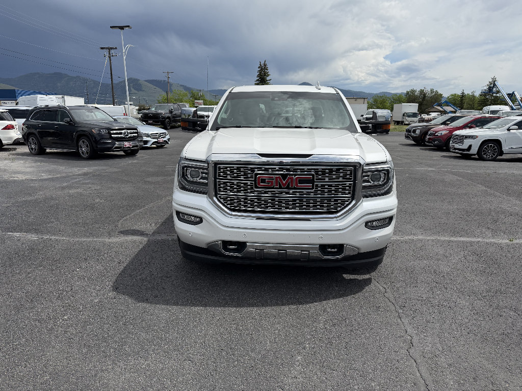 Used 2018 GMC Sierra 1500 Denali w/ Denali Ultimate Package AWD/4WD image 2