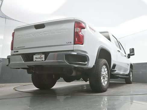 Used 2024 Chevrolet Silverado 2500 LTZ image 36