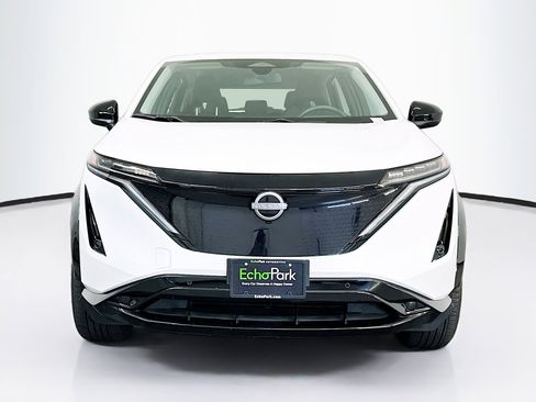 Used 2024 Nissan Ariya AWD image 2