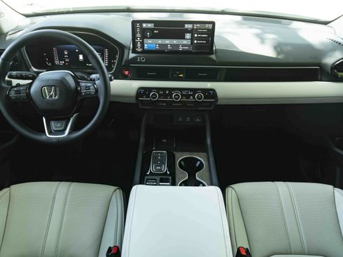 Used 2026 Honda Pilot Elite image 27