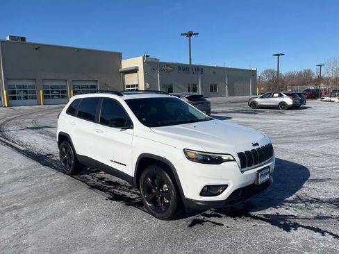 Used 2023 Jeep Cherokee Altitude Lux w/ Lux Elite Package image 7