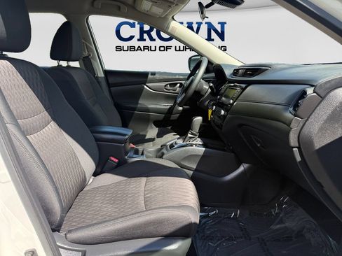 Used 2020 Nissan Rogue S AWD/4WD image 19