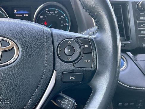 Used 2018 Toyota RAV4 Limited w/ Advanced Technology Package AWD/4WD image 24