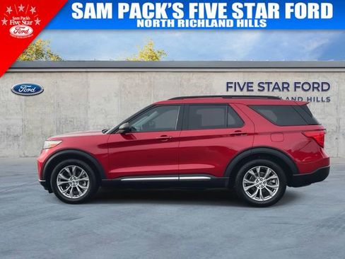Used 2022 Ford Explorer XLT w/ Equipment Group 202A RWD image 6