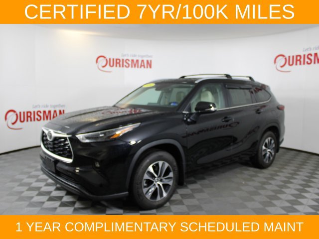 Used 2024 Toyota Highlander XLE AWD/4WD image 3