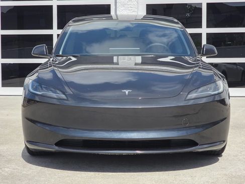 Used 2025 Tesla Model 3 Long Range AWD/4WD image 10