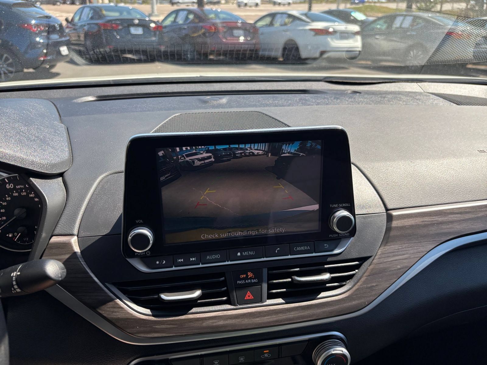 Used 2025 Nissan Altima 2.5 SV FWD image 22