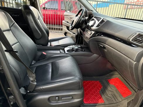 Used 2018 Honda Pilot Touring image 24