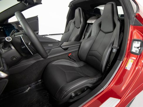 Used 2024 Chevrolet Corvette Z06 image 32