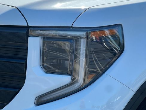 Used 2023 GMC Sierra 1500 Elevation image 50