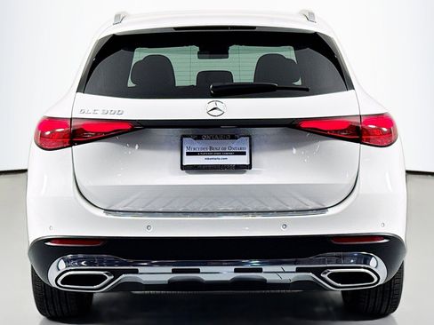 Certified 2026 Mercedes-Benz GLC 300 image 4