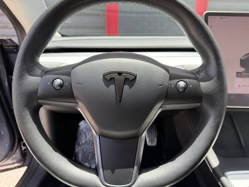 Used 2023 Tesla Model 3 Standard Range RWD image 23
