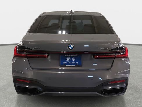 Used 2020 BMW 750i xDrive w/ Executive Package image 6