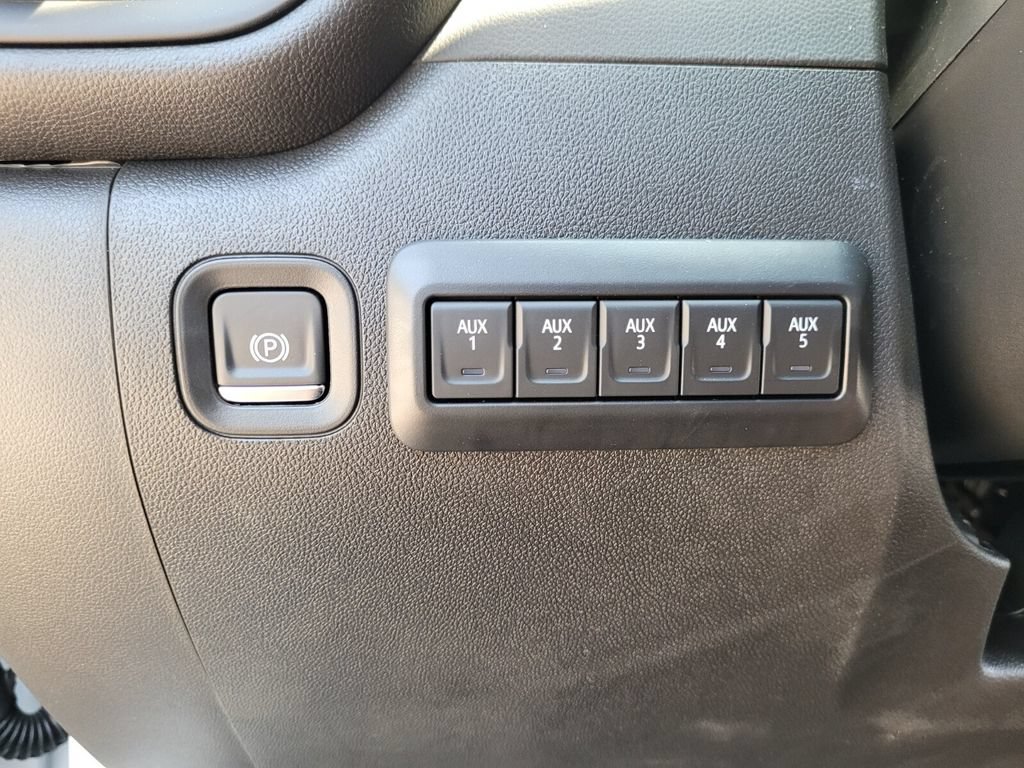 New 2025 Chevrolet Silverado 3500 W/T w/ WT Convenience Package AWD/4WD image 17