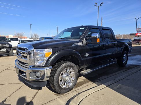Used 2015 Ford F350 Lariat w/ Chrome Package image 3