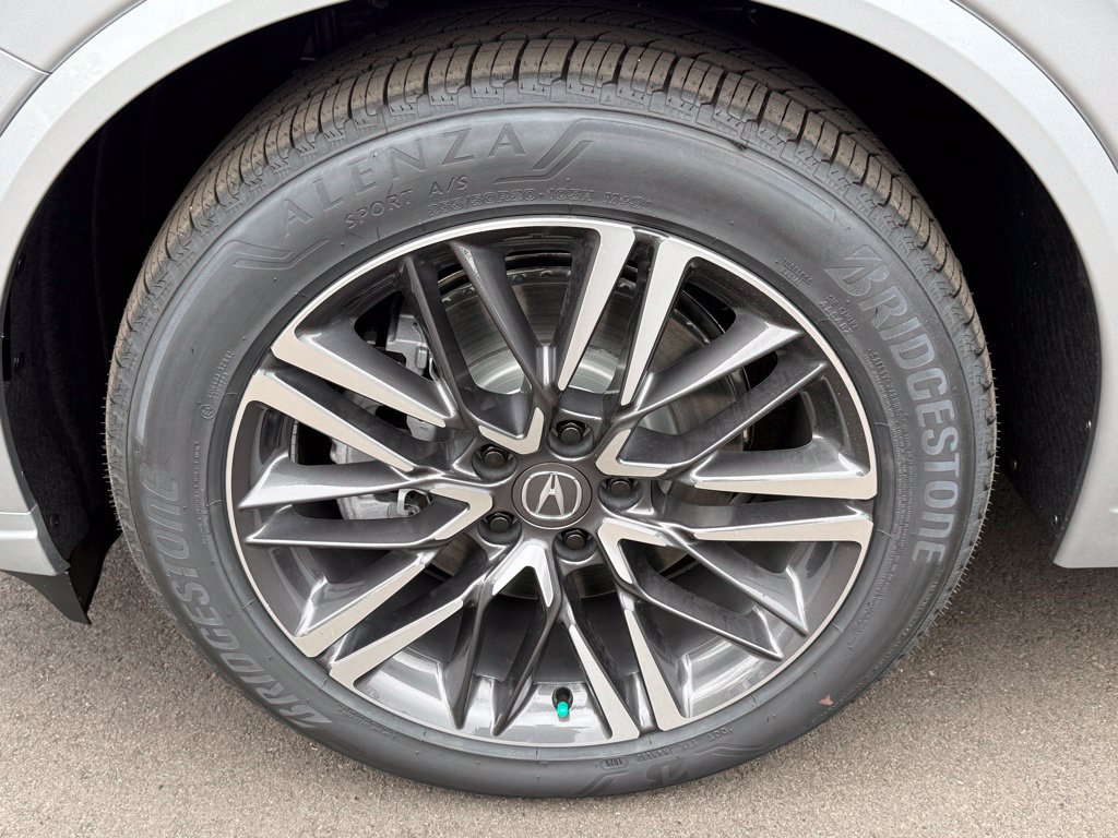 Certified 2026 Acura MDX w/ Advance Package AWD/4WD image 11