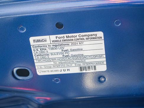 Used 2024 Ford Mustang Coupe RWD image 27