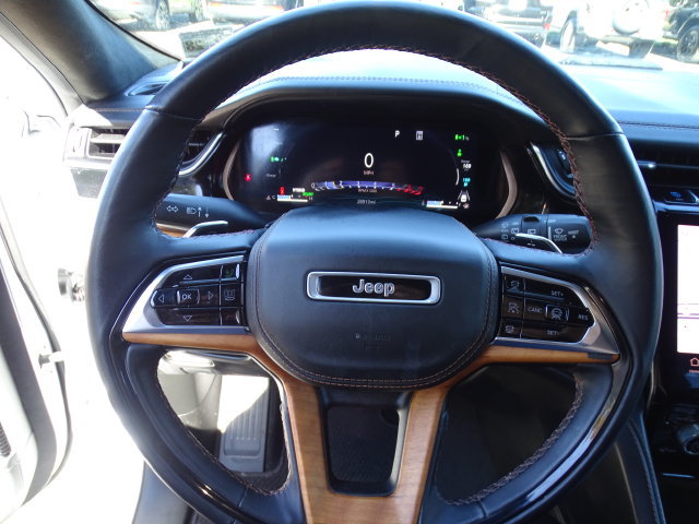 Certified 2023 Jeep Grand Cherokee Summit AWD/4WD image 6