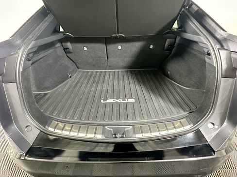 Used 2023 Lexus RZ 450e Premium w/ Technology Package AWD/4WD image 29