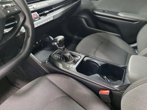 Used 2025 Kia K4 LX image 26