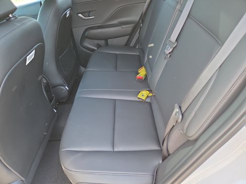 New 2026 Hyundai Kona Limited FWD image 5