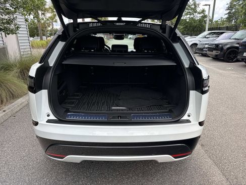 Certified 2026 Land Rover Range Rover Velar Dynamic SE AWD/4WD image 11