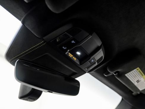 Used 2023 Porsche 911 GT3 RWD image 33